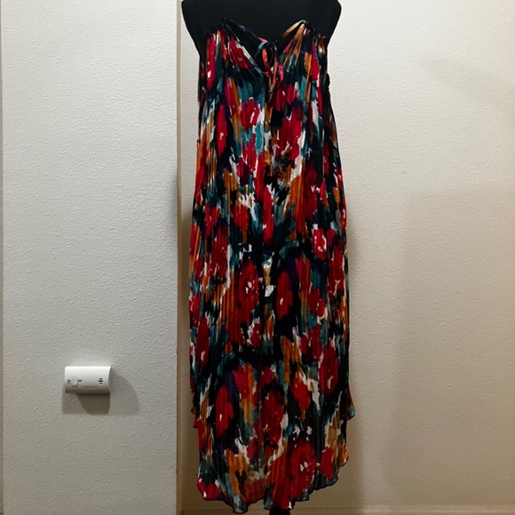 Allen B Accordian style asymmetrical sheer high low dress. - Picture 9 of 13